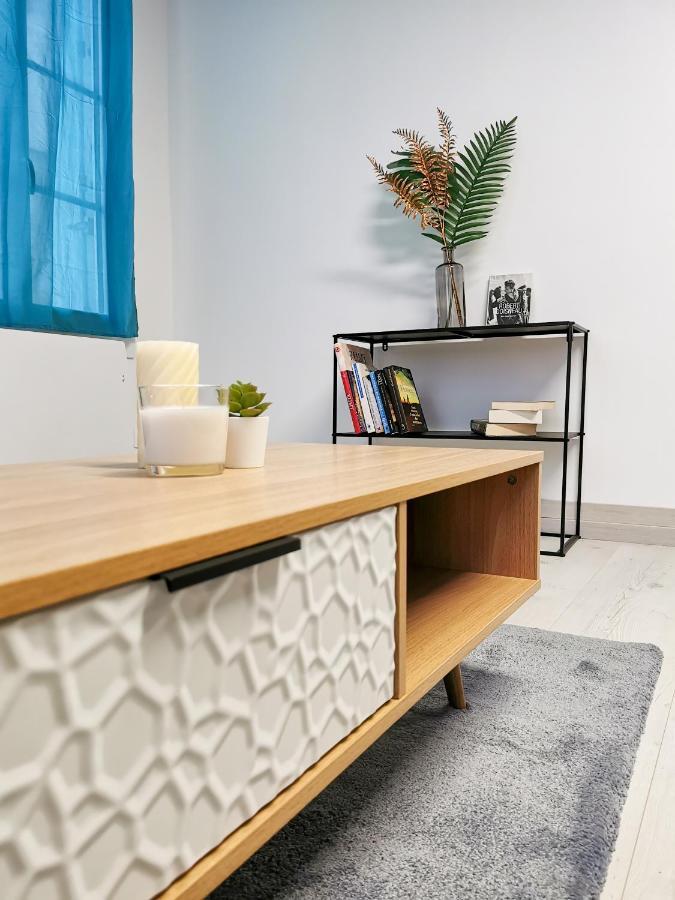 Appartement Ma Douce Charente - Superbe T3 Design Et Fonctionnel - Hyper Centre A 생트 외부 사진