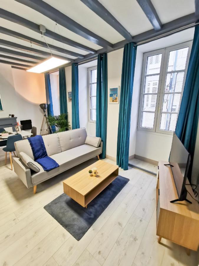 Appartement Ma Douce Charente - Superbe T3 Design Et Fonctionnel - Hyper Centre A 생트 외부 사진