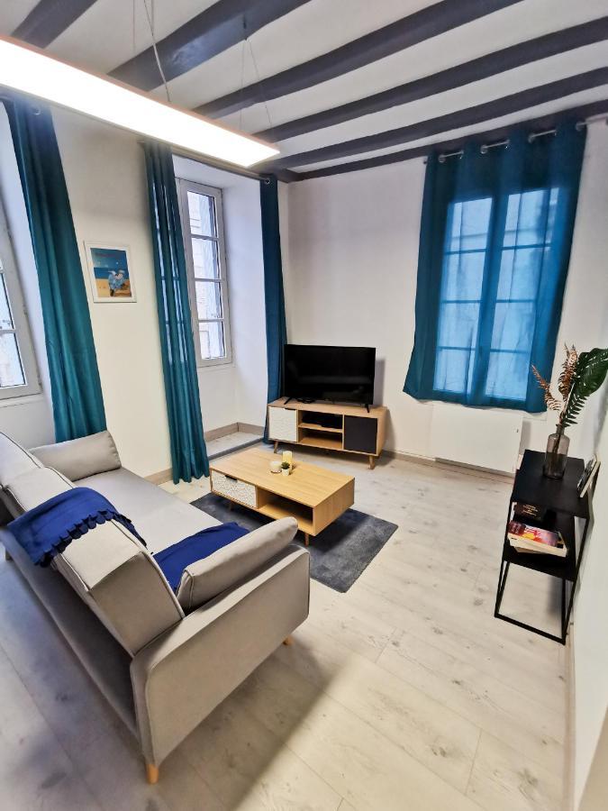 Appartement Ma Douce Charente - Superbe T3 Design Et Fonctionnel - Hyper Centre A 생트 외부 사진