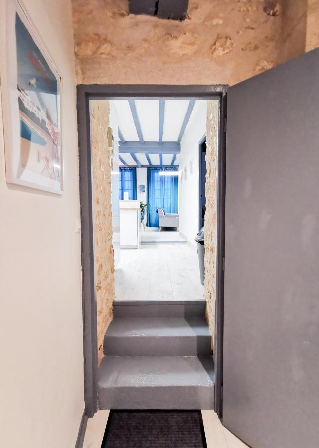 Appartement Ma Douce Charente - Superbe T3 Design Et Fonctionnel - Hyper Centre A 생트 외부 사진