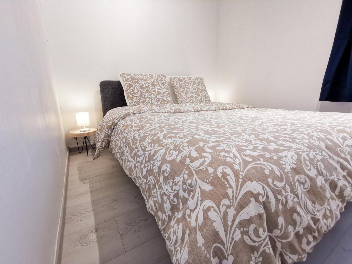 Appartement Ma Douce Charente - Superbe T3 Design Et Fonctionnel - Hyper Centre A 생트 외부 사진